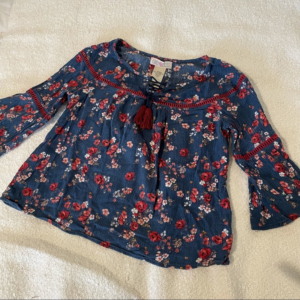 pretty FLOWER CHILD blouse